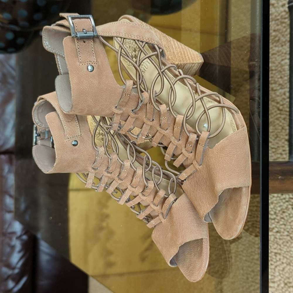 Vince Camuto Sandals sz 7.5